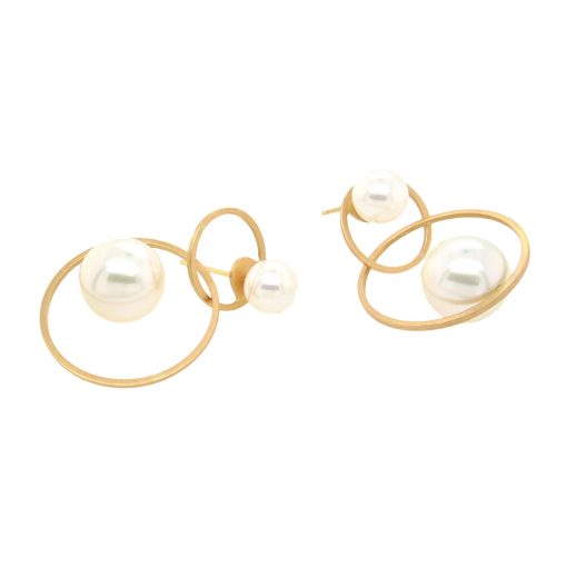 Momoko Kumai:  Intersecting Pearl Earrings - Image 3